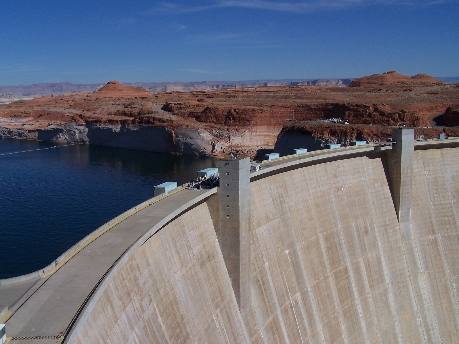 Priehrada Glen Canyon Dam 3